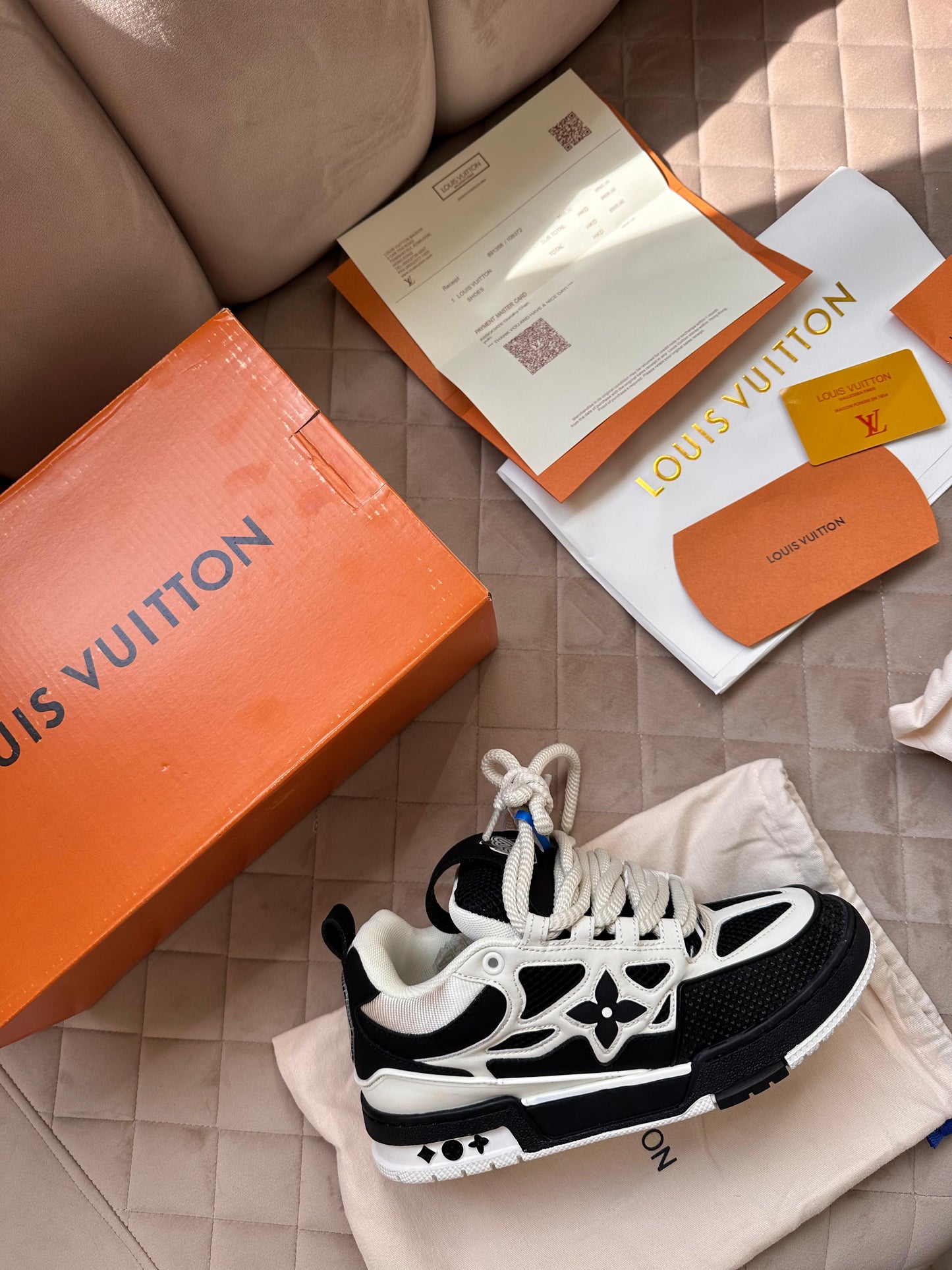 Louis Vuitton Skate B&N