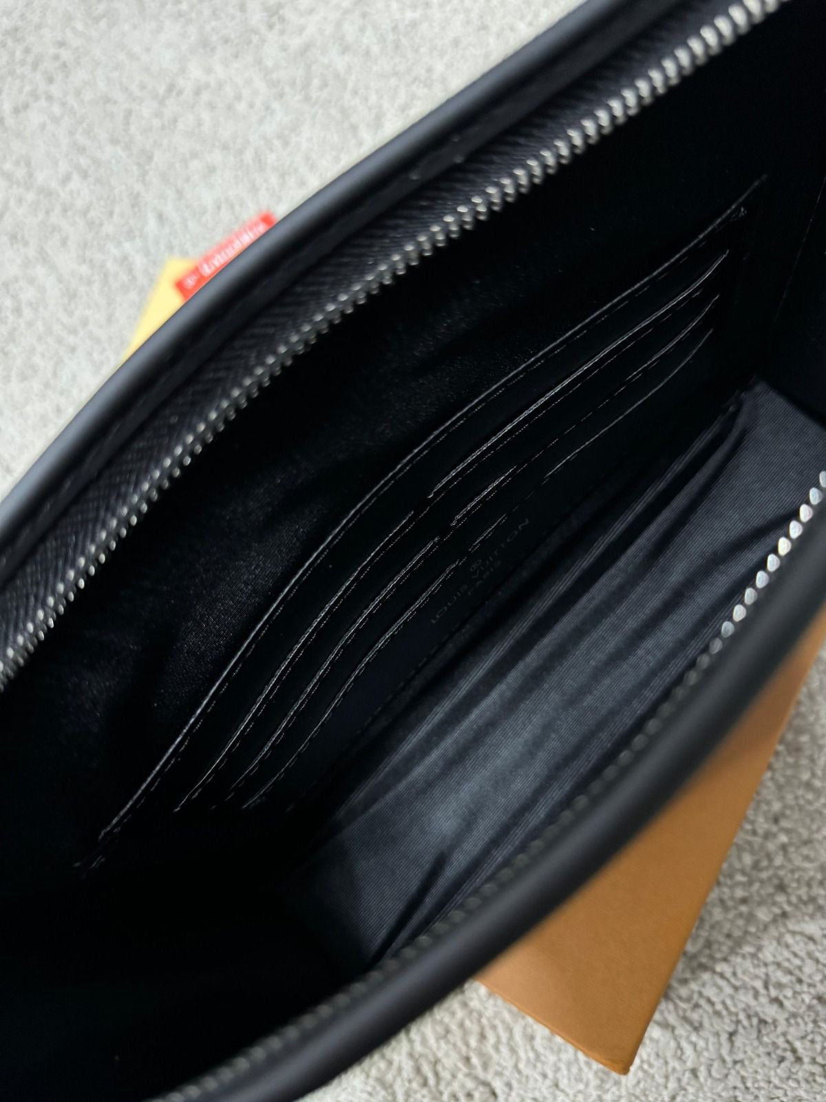 Neceser de mano Gucci