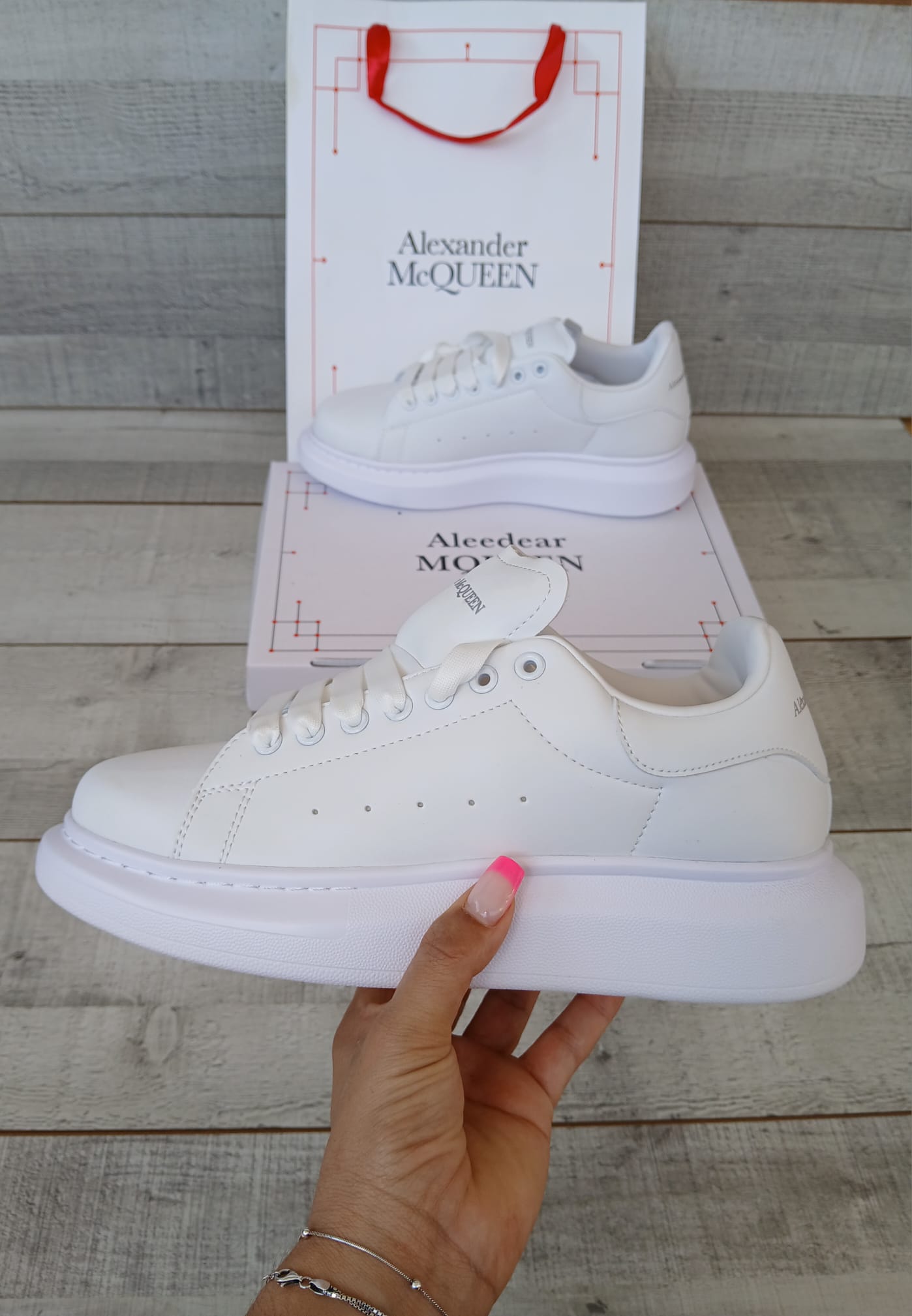 Alexander Mcqueen Blancas