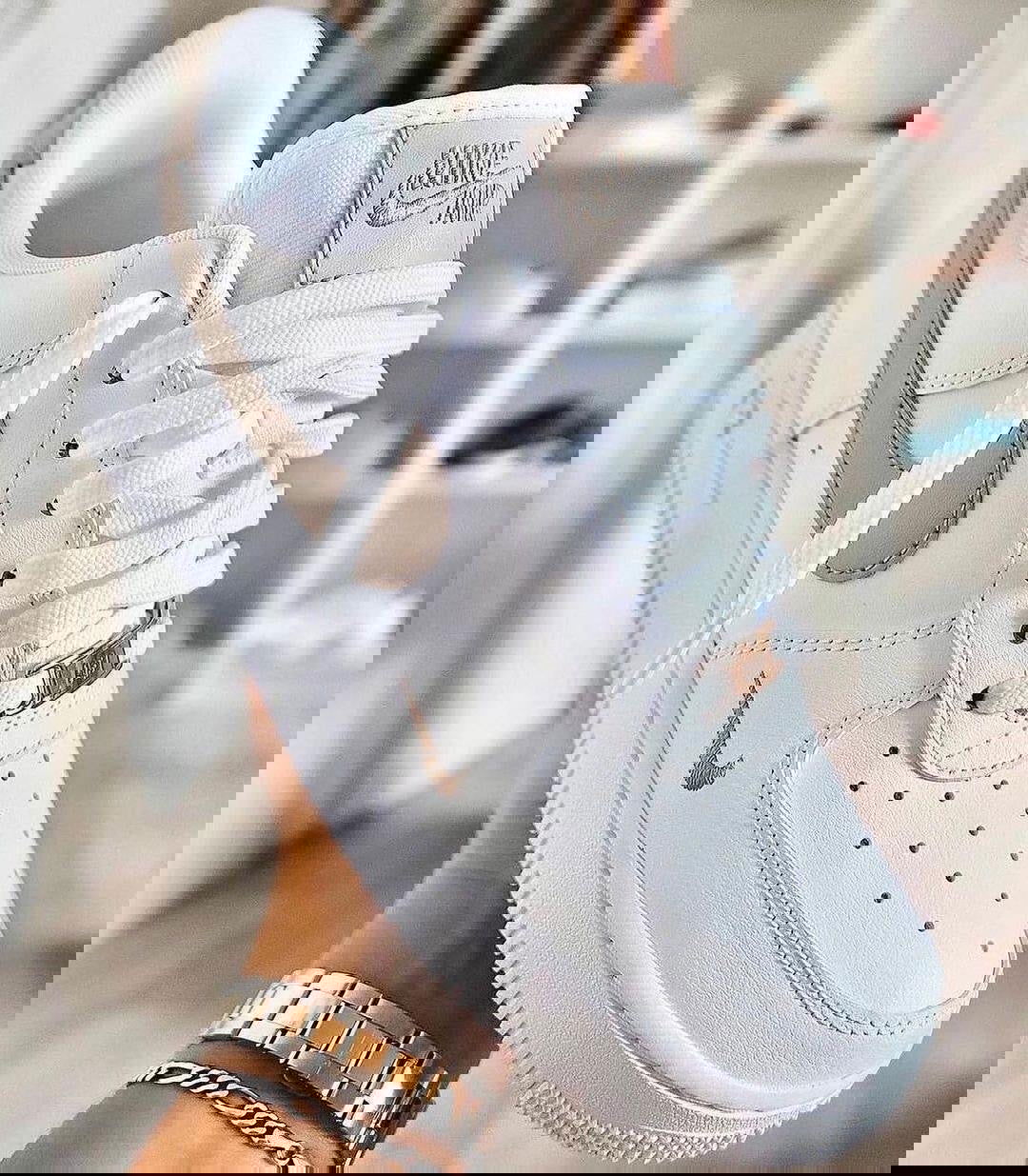 Nike Airforce 1 beige logo - Postu Tienda
