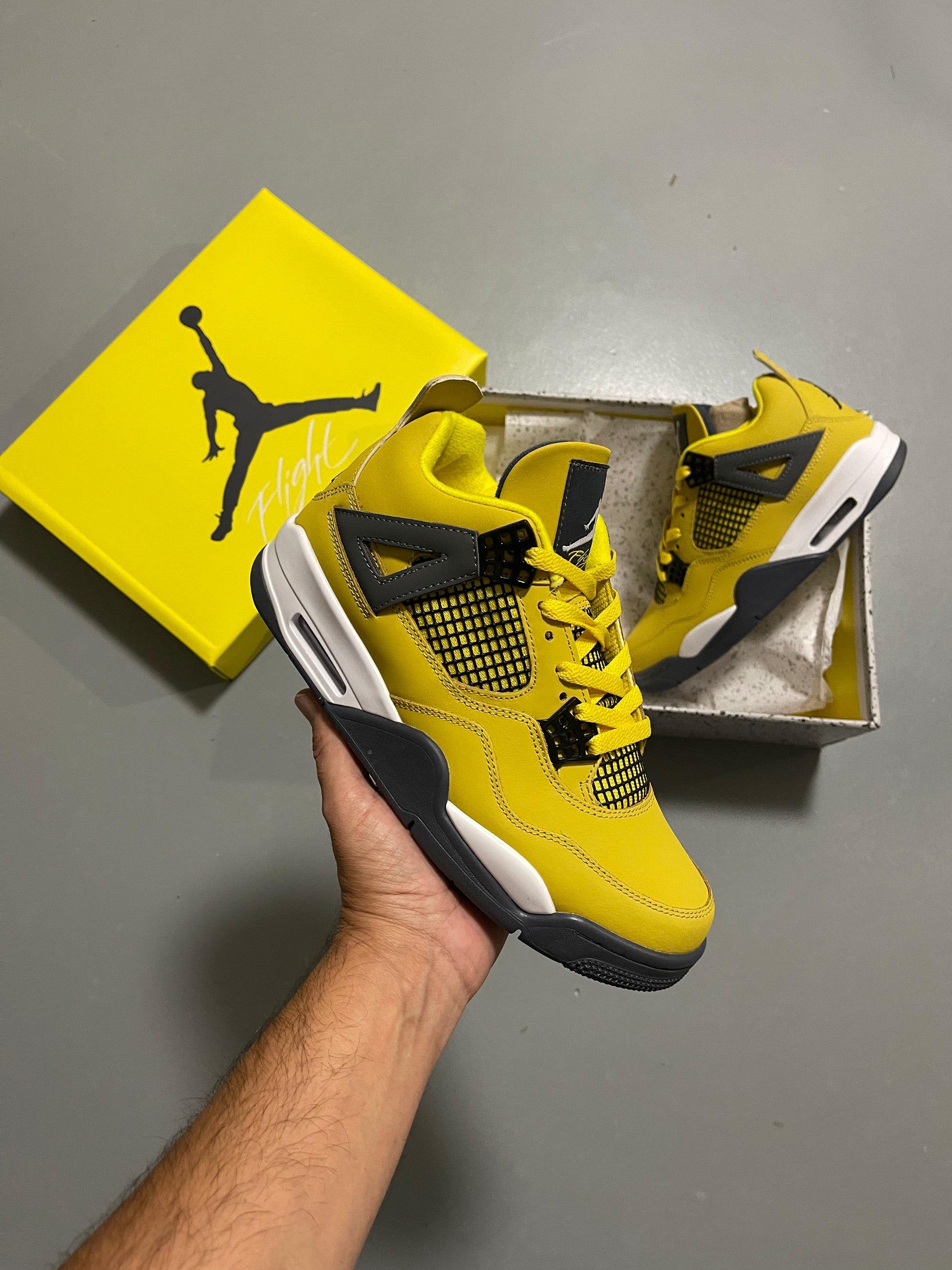 Jordan retro 4 Yellow - Mi tienda