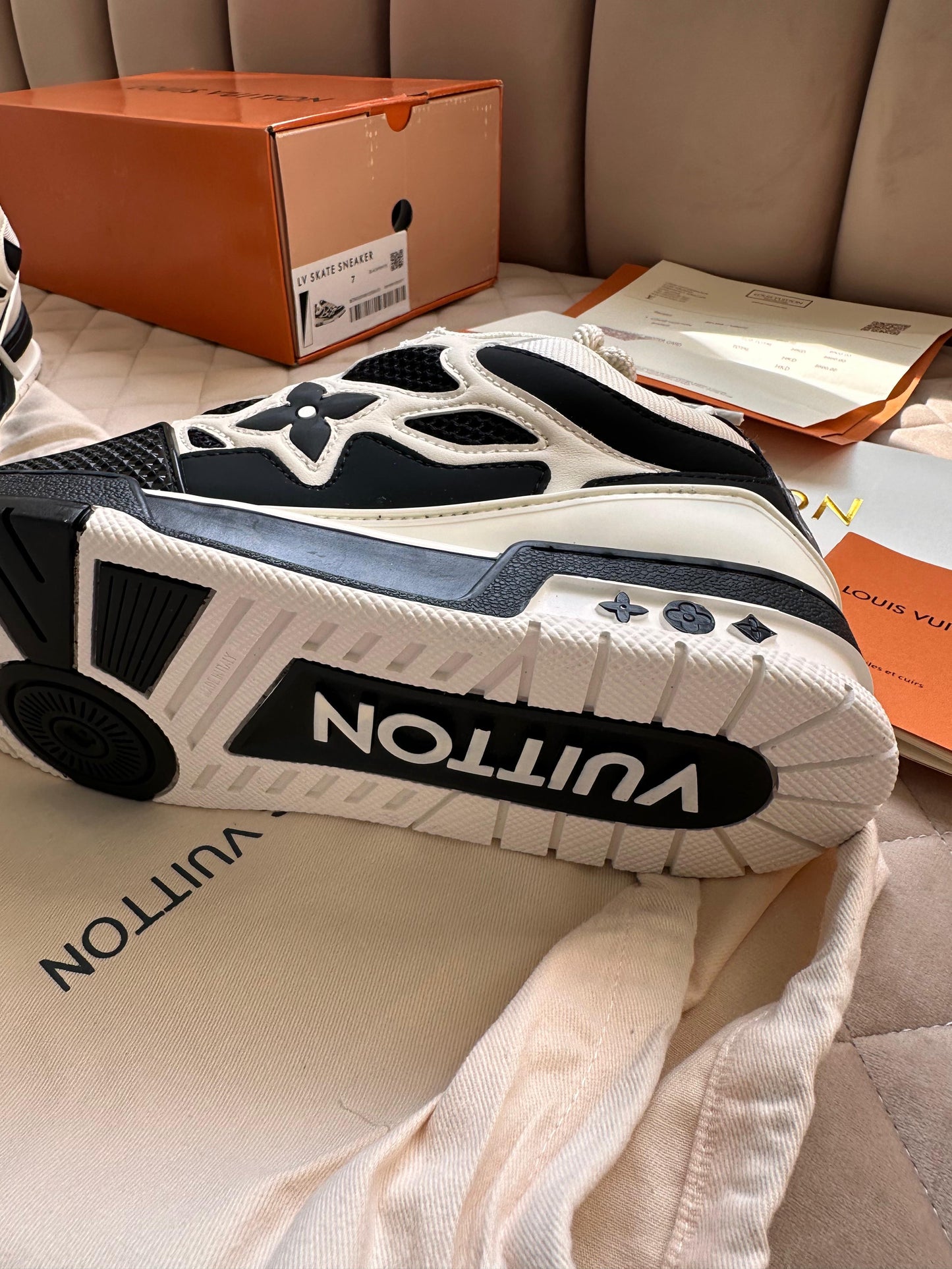 Louis Vuitton Skate B&N
