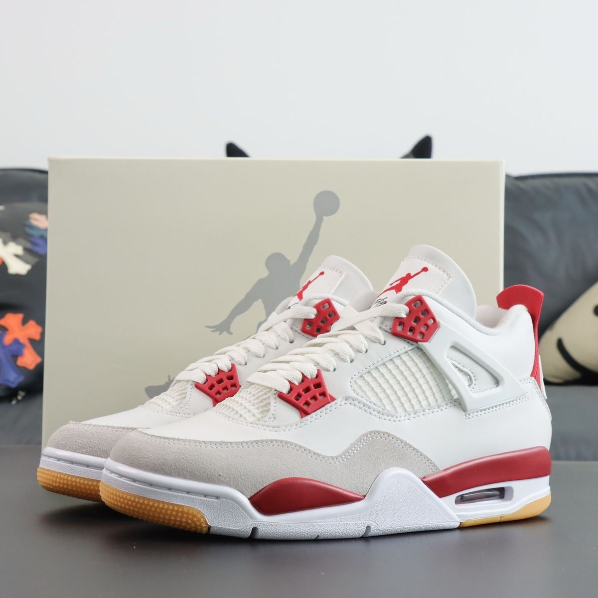 Jordan retro 4 Fire Red