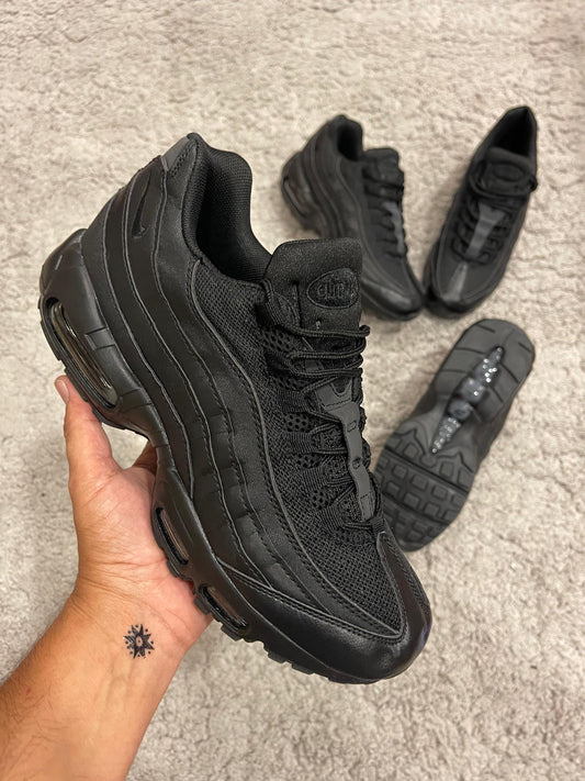 Nike Air max 95 negras