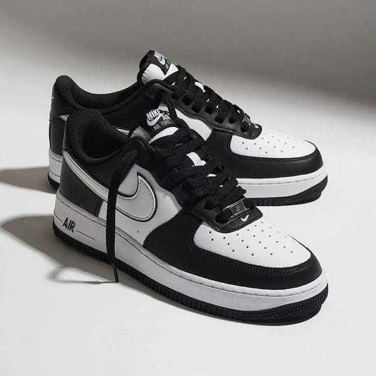 Nike Air Force 1 panda