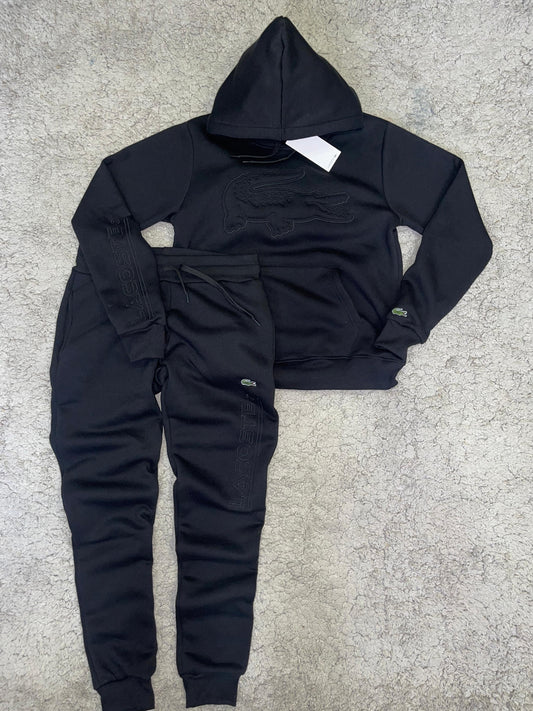 Chandal Lacoste relieve